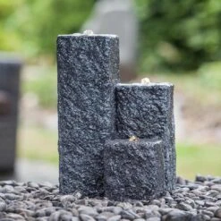 Heissner Neptun LED Eingrabbrunnen Set Polystone Schwarz