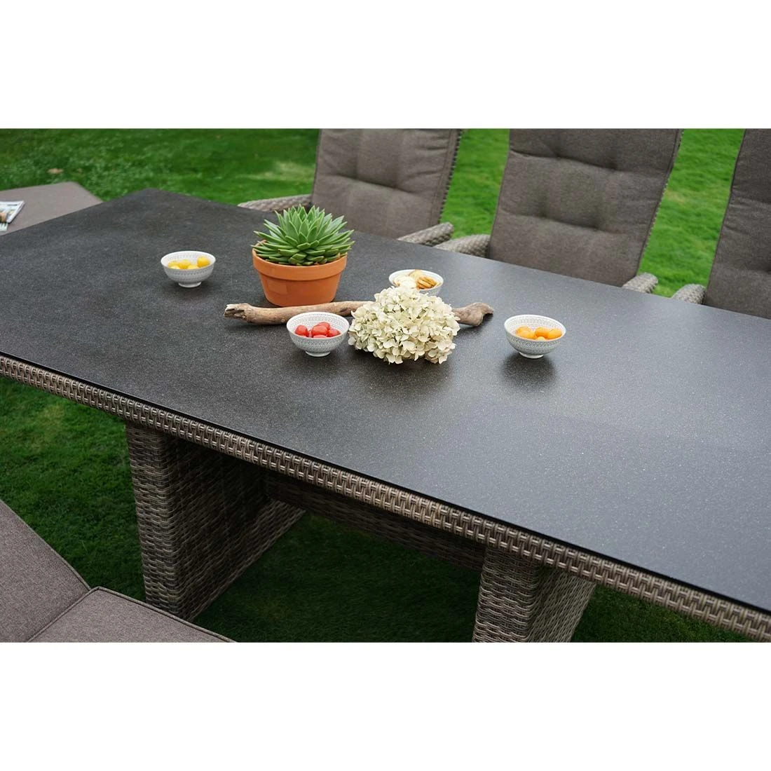 Ploß Nizza Gartentisch 220x100cm Geflecht/Glas Natur-Beige-Braun-Meliert/Steinoptik 4 Ploß Nizza Gartentisch 220x100cm Geflecht/Glas Natur-Beige-Braun-Meliert/Steinoptik – Bild 2