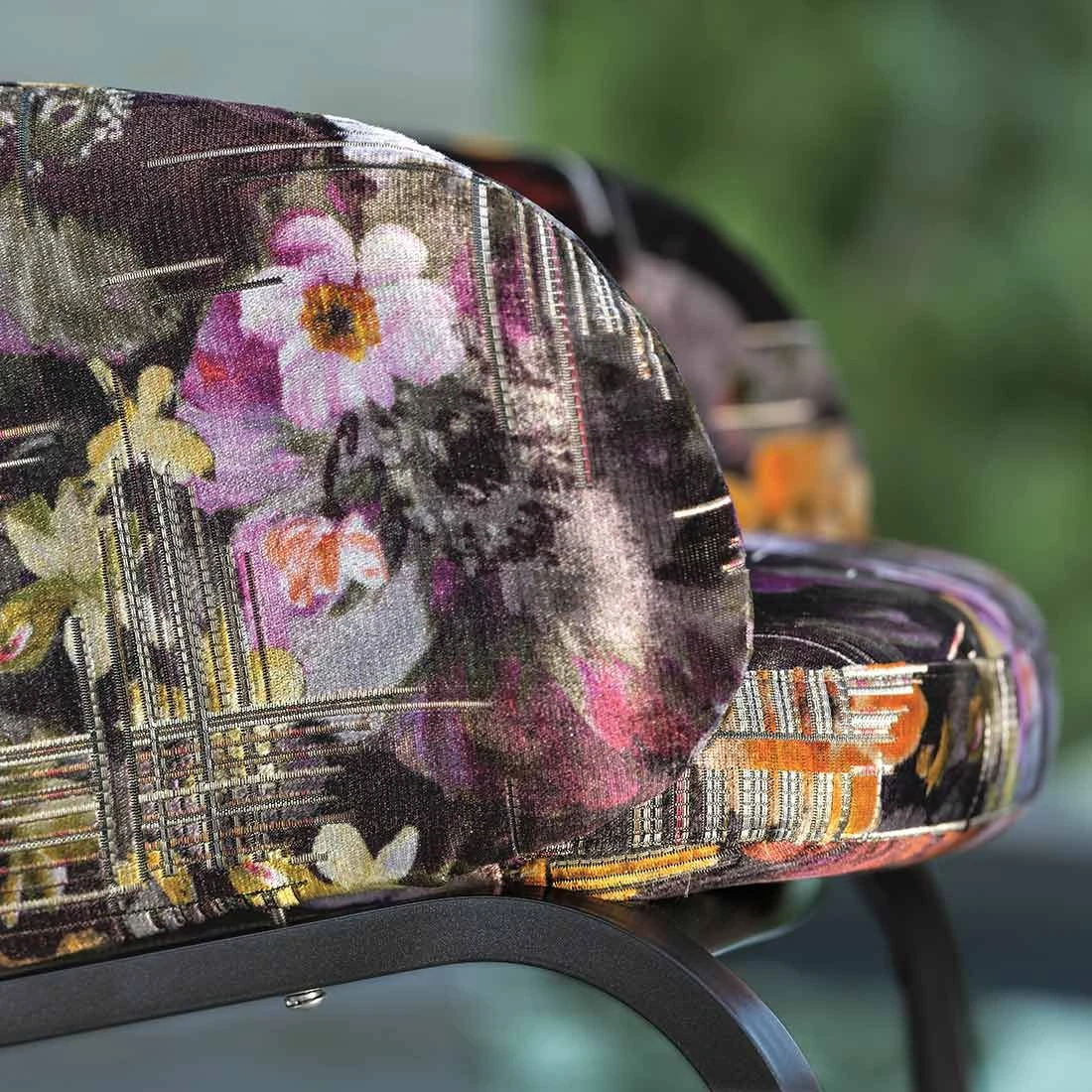 Stern Stan Flower Loungesessel Inkl. Hocker Aluminium/Stoff Schwarz Matt/Geblümt 9 Stern Stan Flower Loungesessel Inkl. Hocker Aluminium/Stoff Schwarz Matt/Geblümt – Bild 7