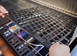 Weber CRAFTED Sear Grate Schwarz -Gartenmöbel Geschäft weber crafted sear grate 1474003 3